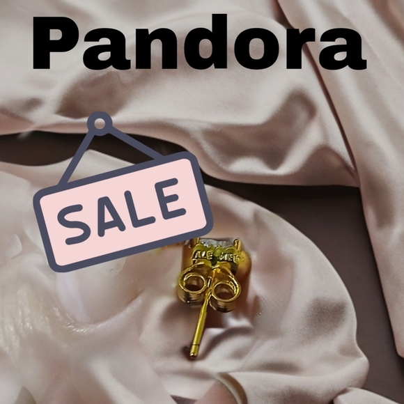 Pandora Sparkling Elevated Hearts Earrings - Picture 2 of 2